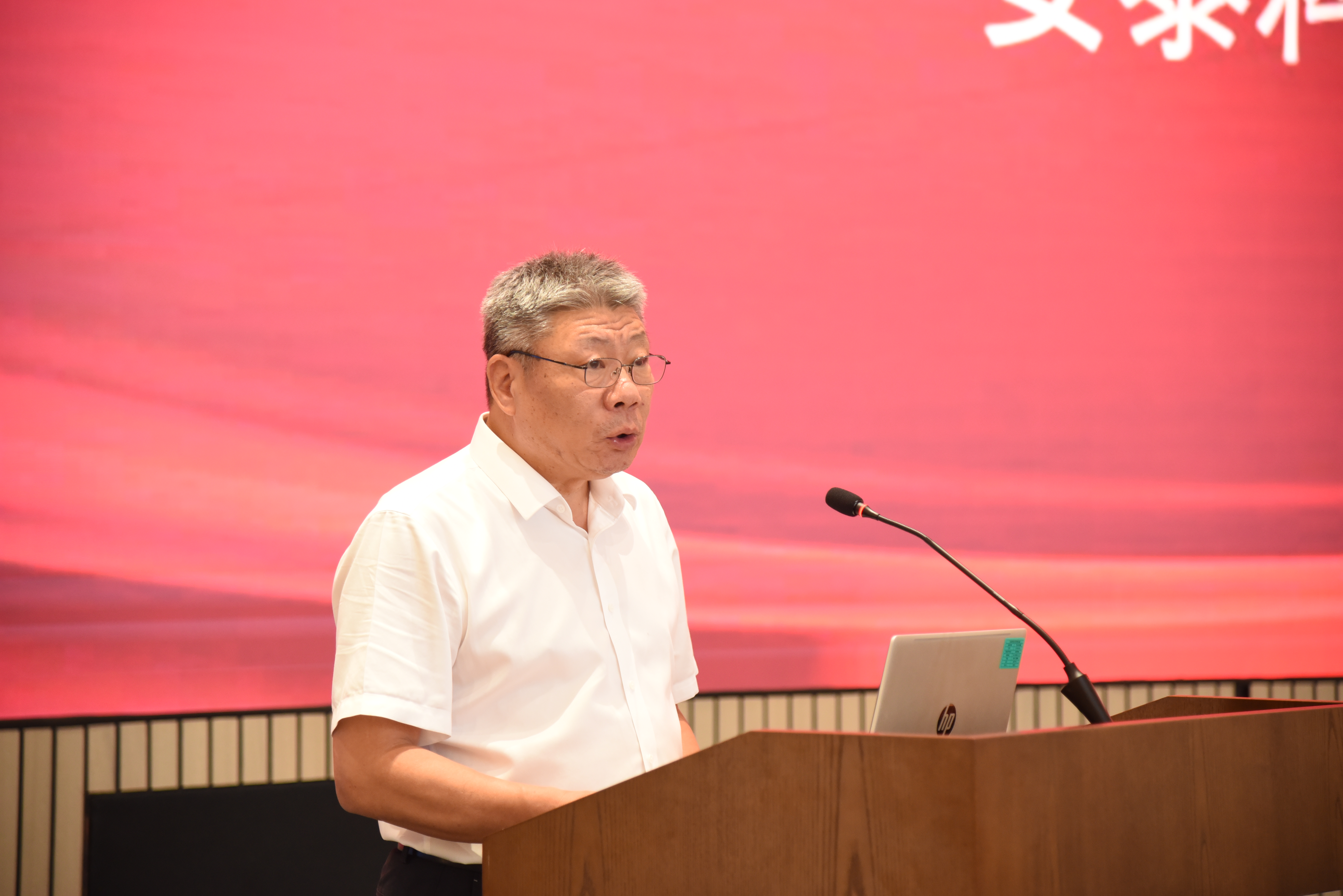 圖1-畢林生總經理主持.JPG
