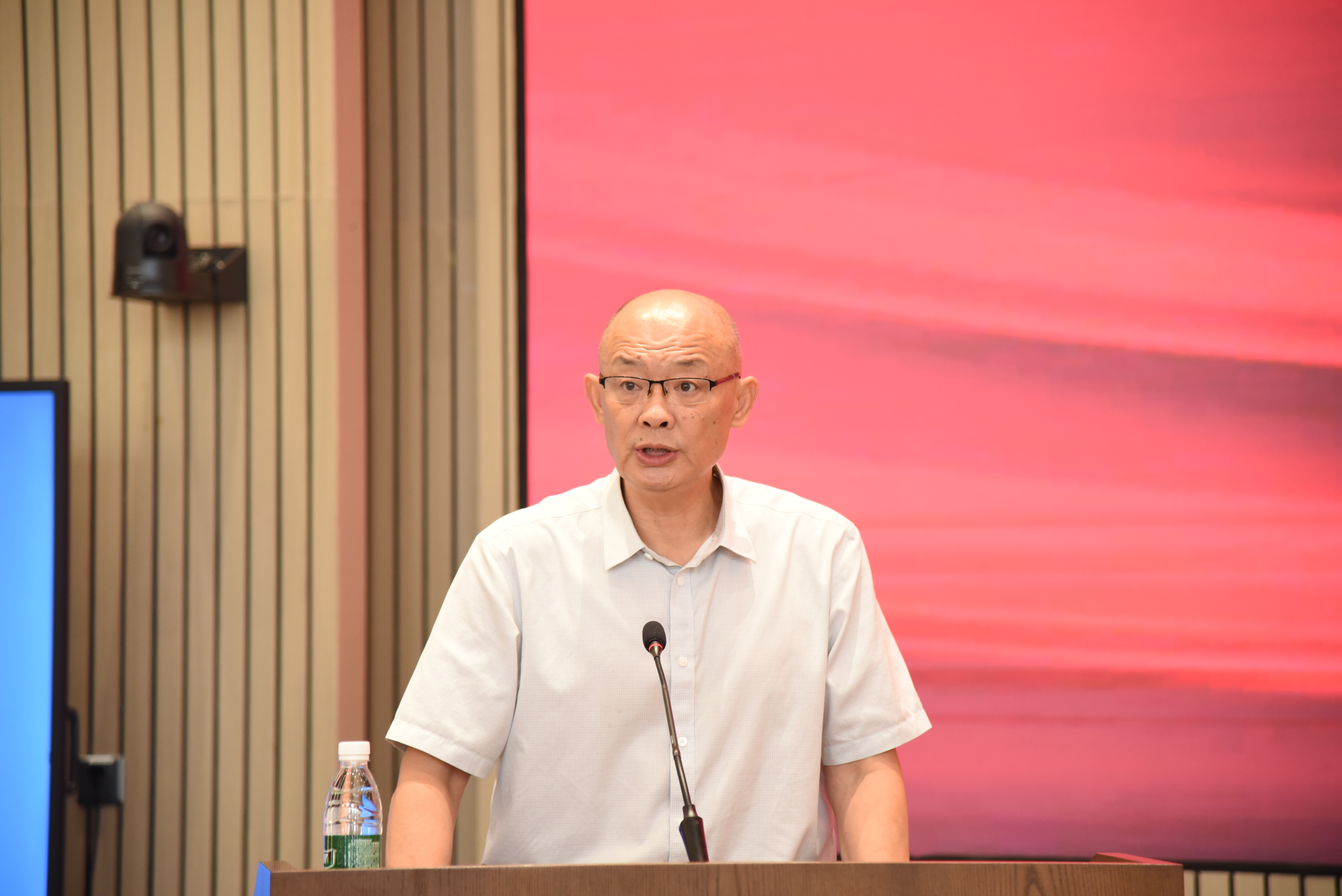 圖6-李軍風董事長總結講話.JPG
